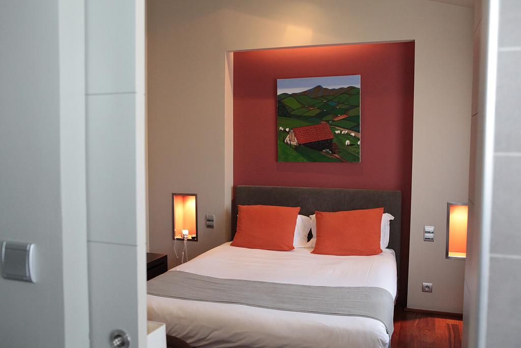 Hotel Du Fronton Bidart Bilik gambar